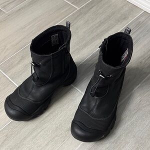 Keen Black Waterproof Boots